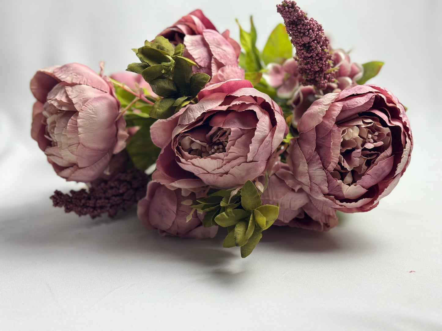 Vintage Style Silk Flowers Artificial