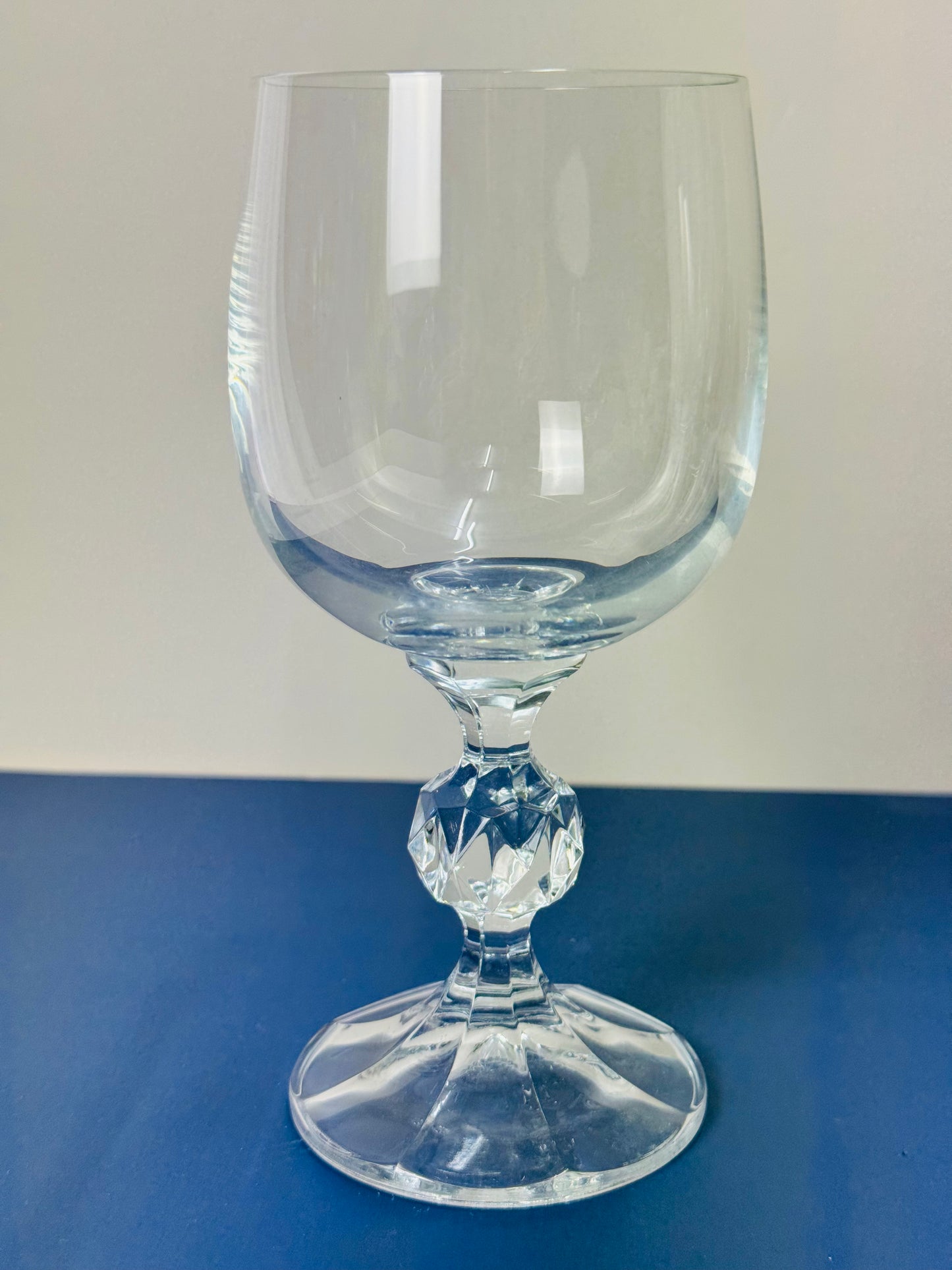 Vintage Wine Glasses Claudia